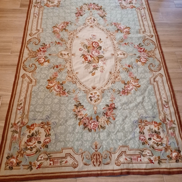Floral Patterned Area Rug - Picture 1 of 5